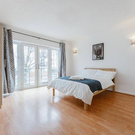Up To 4 People, Room In A Share House Next To London Bridge Londres Exterior foto